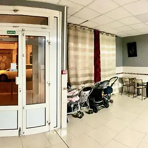 Des Andelys Отель